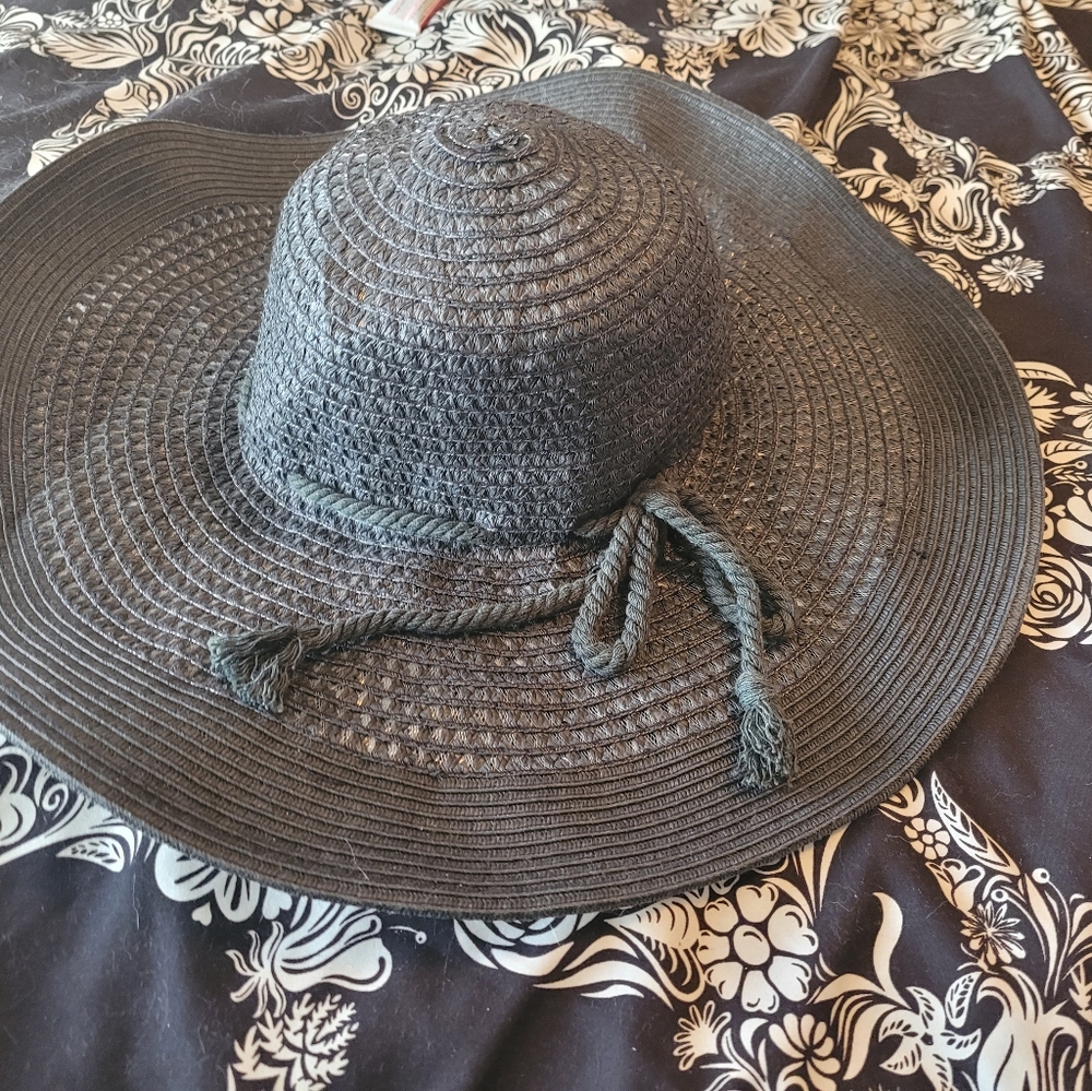 Floppy sun hat - Picture 4 of 4